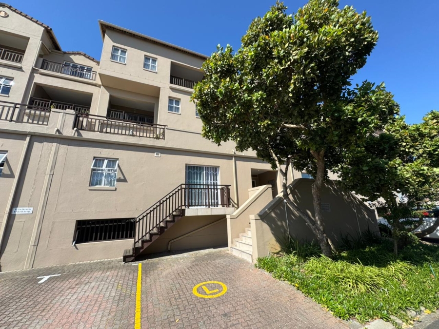 To Let 2 Bedroom Property for Rent in Royal Ascot Western Cape